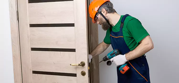 Replace Internal Door Handle with Lock Prunedale